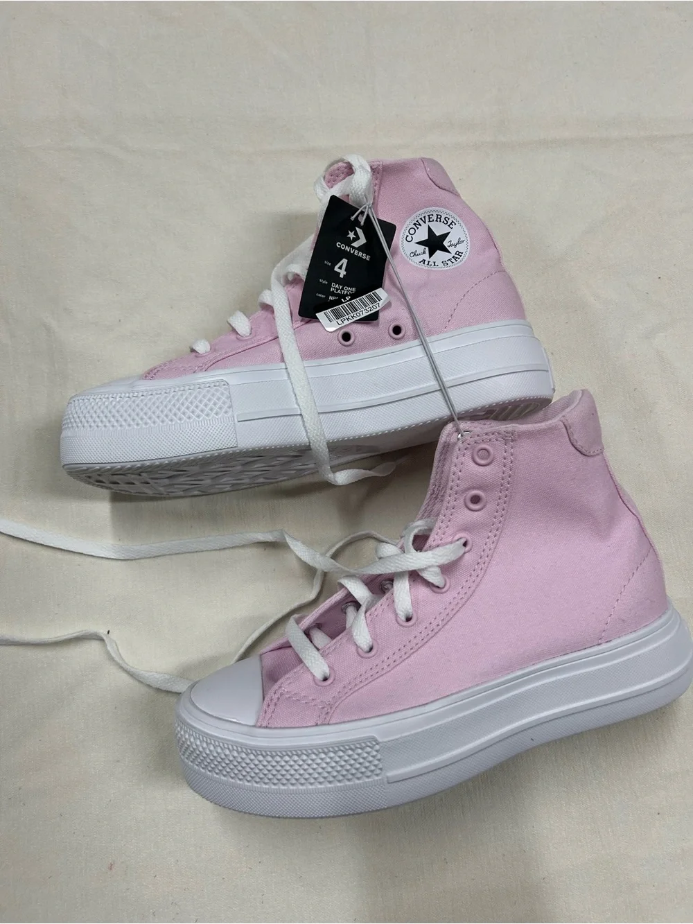 Girls day one platform pink converse high top 4